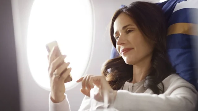 Lufthansa to Offer Free Messaging on Short-Medium Haul Flights, Lower Internet Tariffs