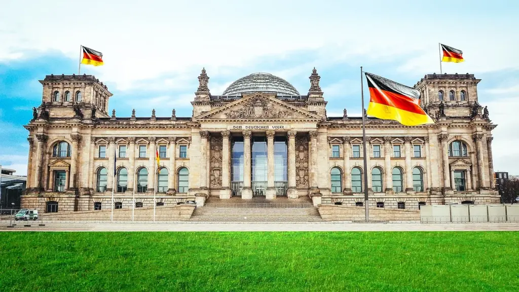 Government building