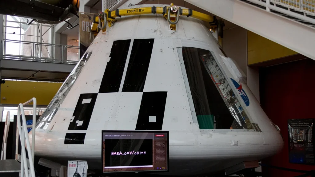 Exterior view of Orion with lunar backdrop