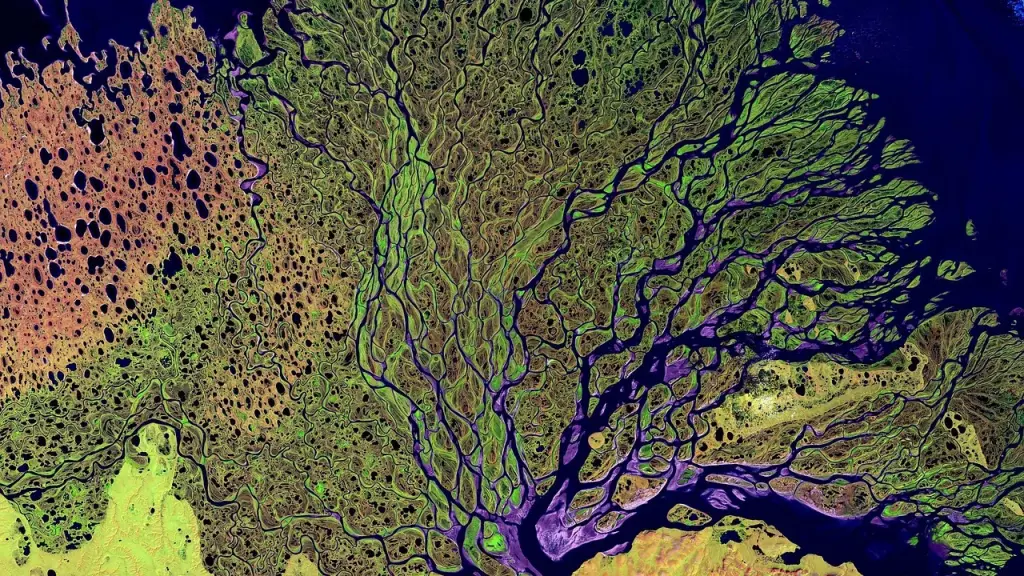 Satellite observing the ocean from space