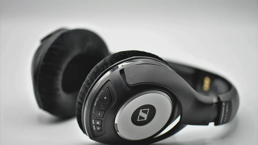 Wireless headphones